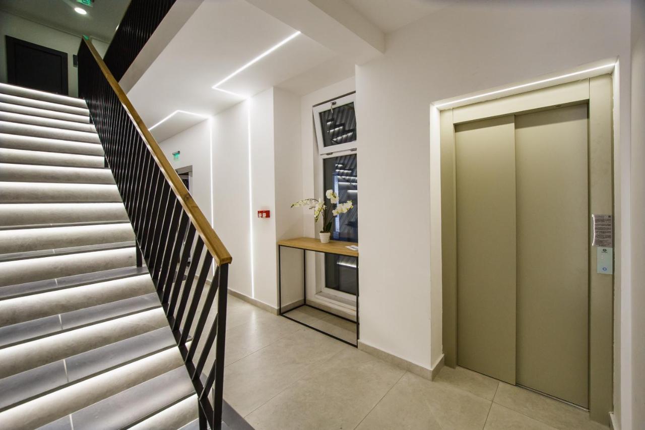 Heart Of Oradea, Eas Residence Studios ภายนอก รูปภาพ