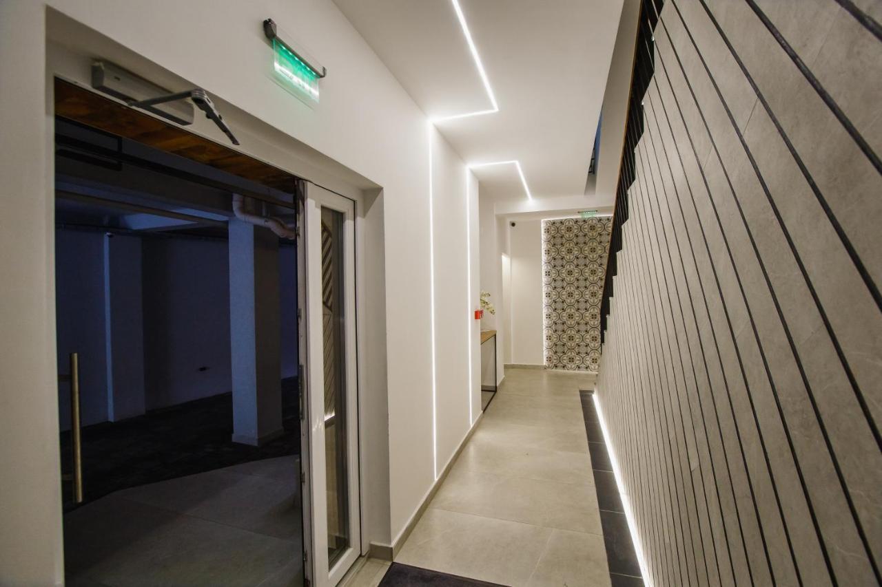 Heart Of Oradea, Eas Residence Studios ภายนอก รูปภาพ